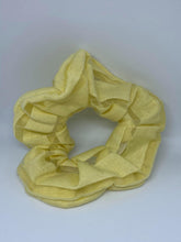Load image into Gallery viewer, 🤚HAND MADE  SCRUNCHIES