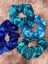 Load image into Gallery viewer, SATIN SILK SCRUNCHIES
